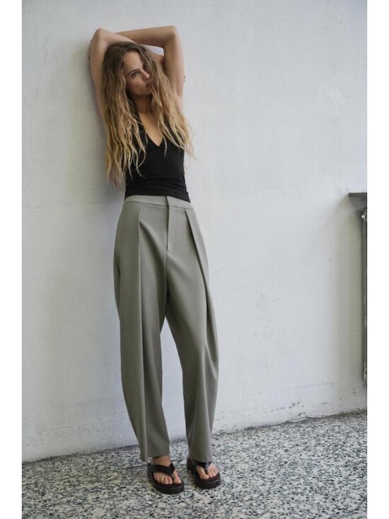 Zara Pants - ZARA PLEATED BALLOON PANTS